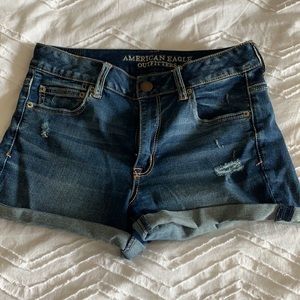 American Eagle Hi-Rise Shortie